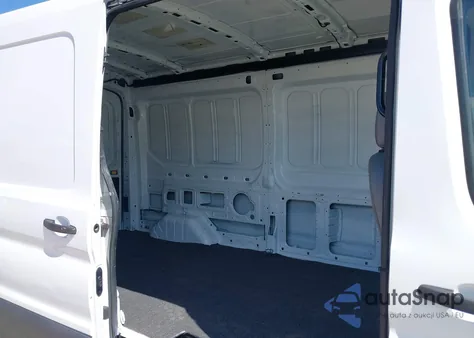 2018 Ford Transit-250 z USA, uszkodzony, nr VIN 1FTYR2CM9JKA71657